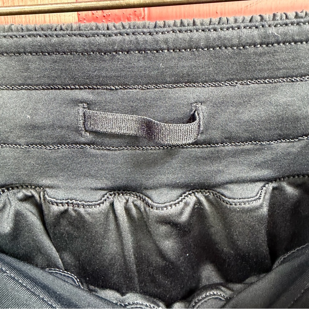 lululemon athletica Black Women's Athletic Shorts with Elastic Waist - Picture 3 of 7